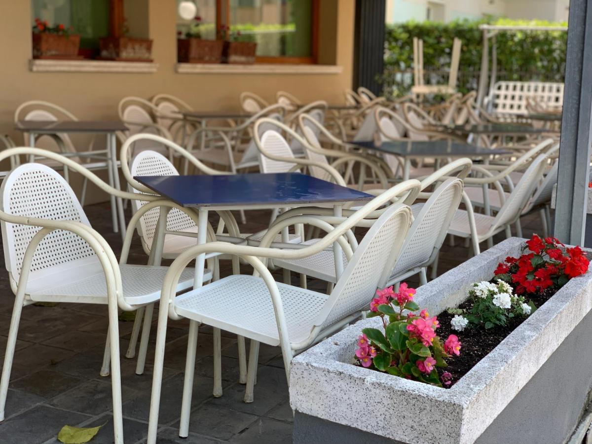 Hotel Del Vecchio 리미니 외부 사진